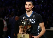 开云官网-赛道上的终局艺术，阿隆索统治全场，红牛绝杀索伯的战术交响