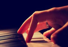 开云官方app入口-奥运周期关键战之夜，德罗赞的压制级表演与不朽传奇