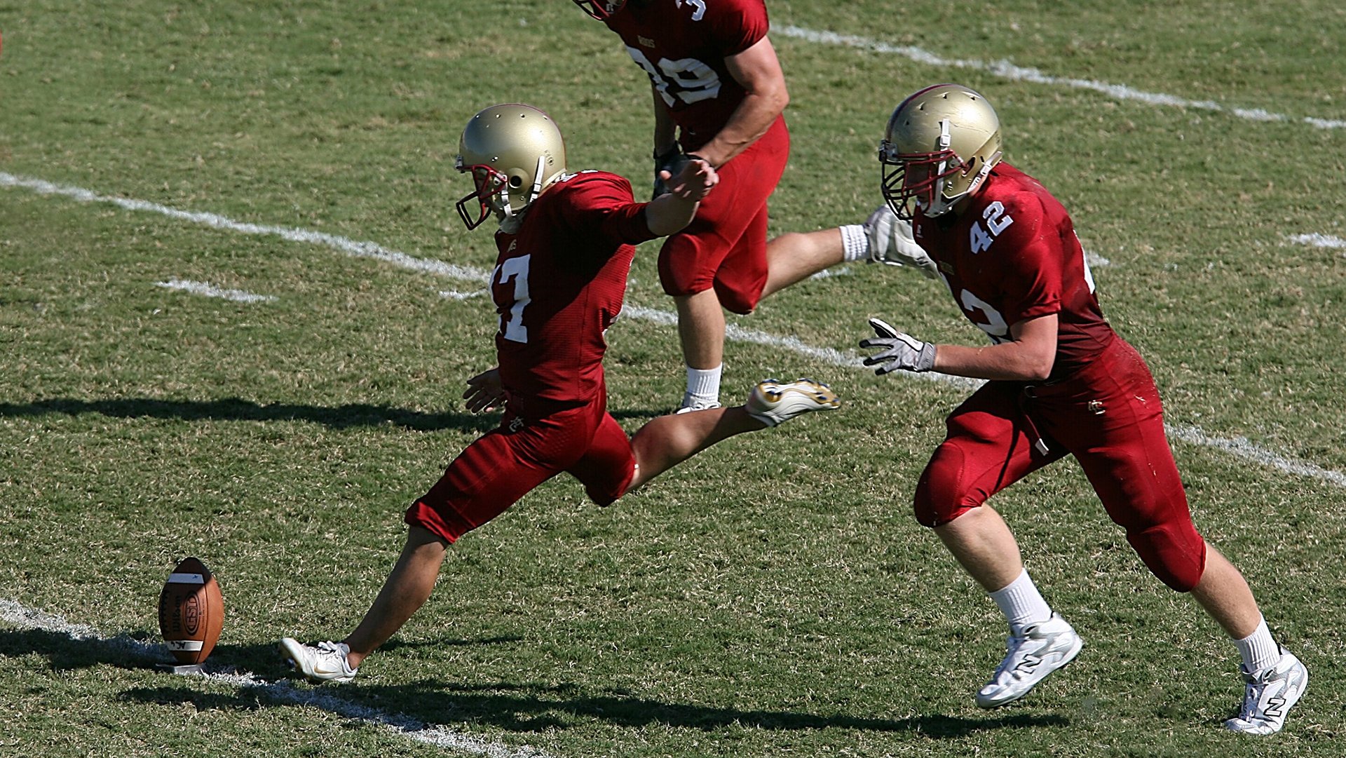 绿茵场上的双重焦点,西甲国家德比的火花与非洲杯埃及强压喀麦隆的较量