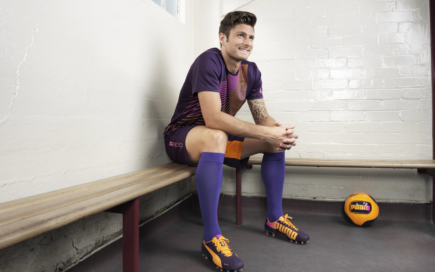 当亚平宁蓝鹰遇见美利坚雄鹰，莫德里奇在关键回合中定义伟大