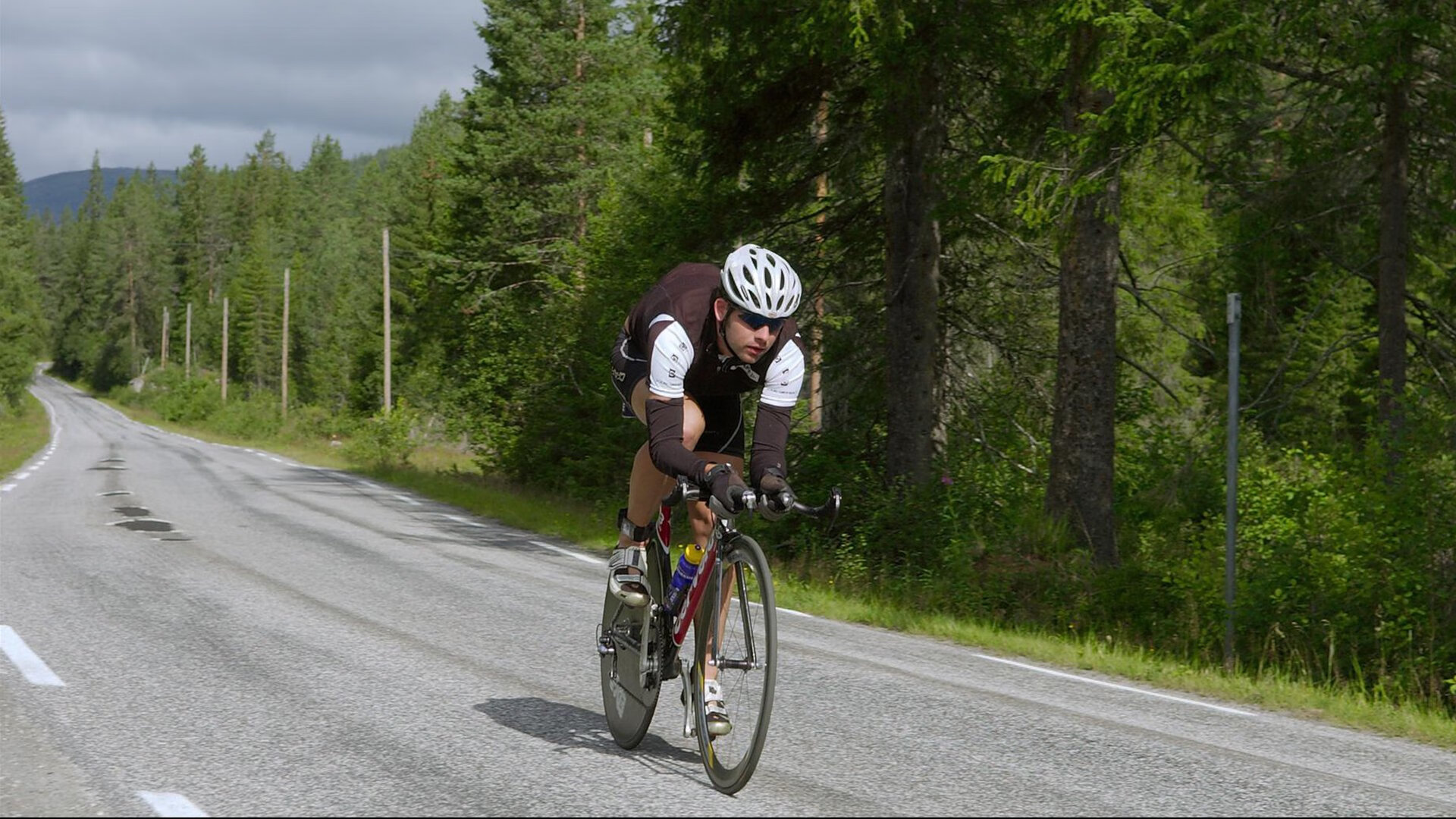 奥运周期关键战之夜，奥斯梅恩比赛走势一手掌控