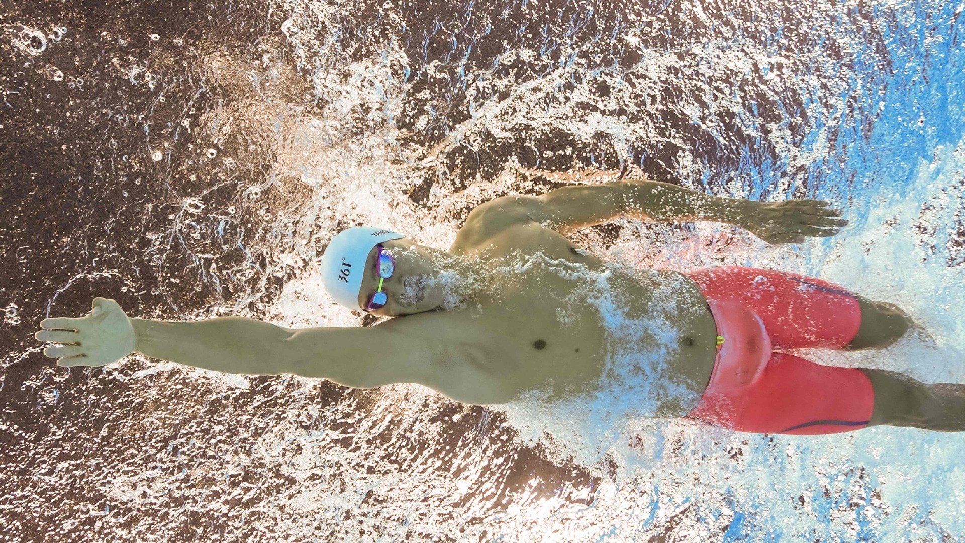 羽坛震撼夜，印尼队碾压日本队，戴资颖关键制胜改写历史